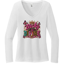Load image into Gallery viewer, White - DT135 - FRONT
